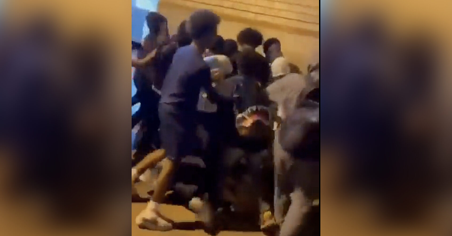 Graphic Video: Mob Of Black Teens Viciously Beat Two White Kids In ...