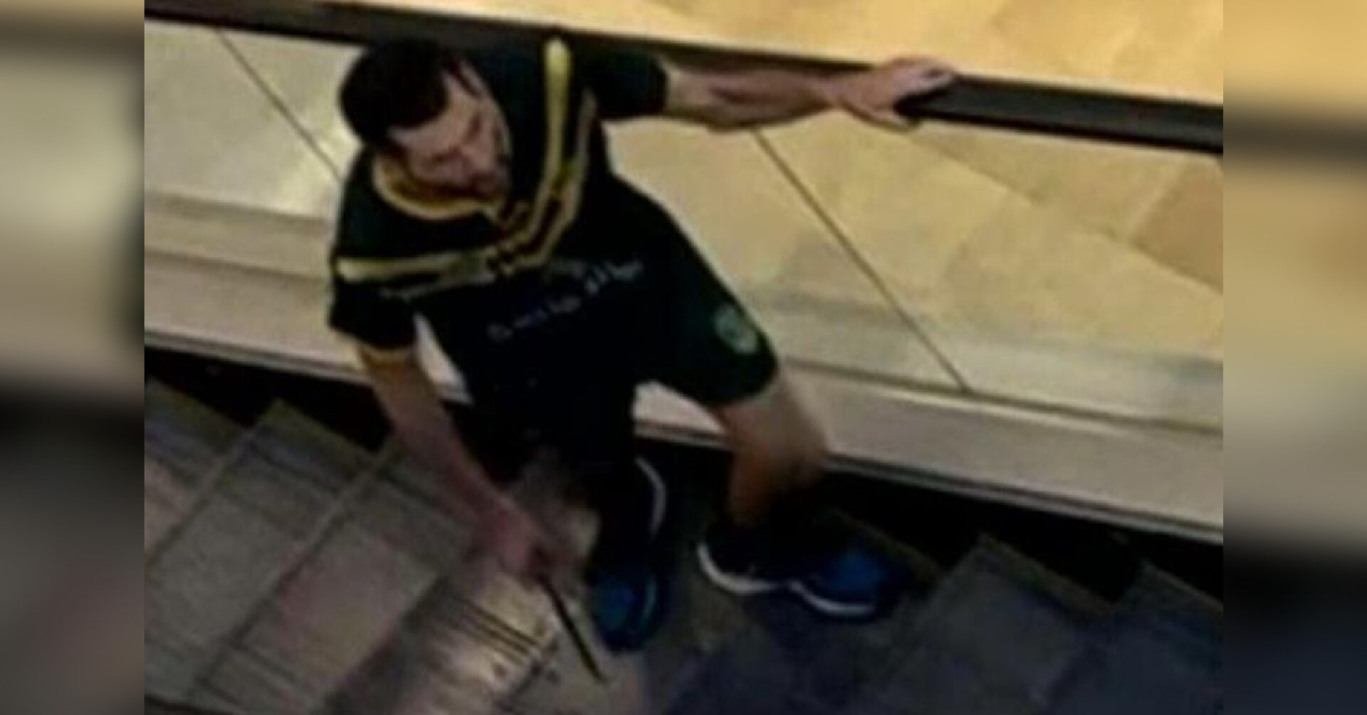 Authorities go silent after knife terror attack in Sydney: 6 dead ...